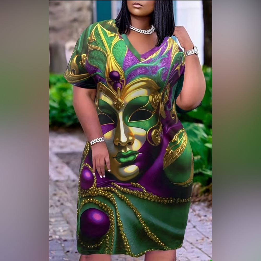 Elegant Mask Print Midi Dress - Picture 6 of 16